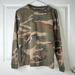 Men’s Champs Sports Gear Camo Army Long Sleeve Shirt Size SMALL